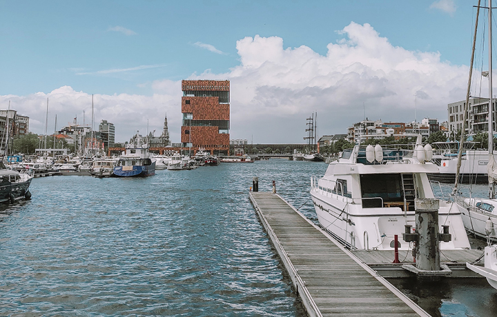 Eilandje Antwerpen Friendship gebouw